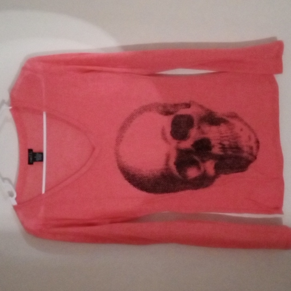 Rue 21 orange and black "skull" top